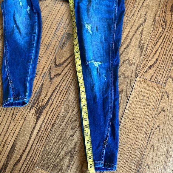 KanCan Distressed Jeans Size 26 - Picture 12 of 14